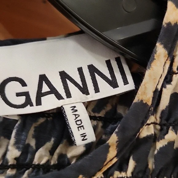 GANNI | Leopard Print Smocked Short Sleeve Peplum Hem top Cotton & Silk - XS - Picture 8 of 12